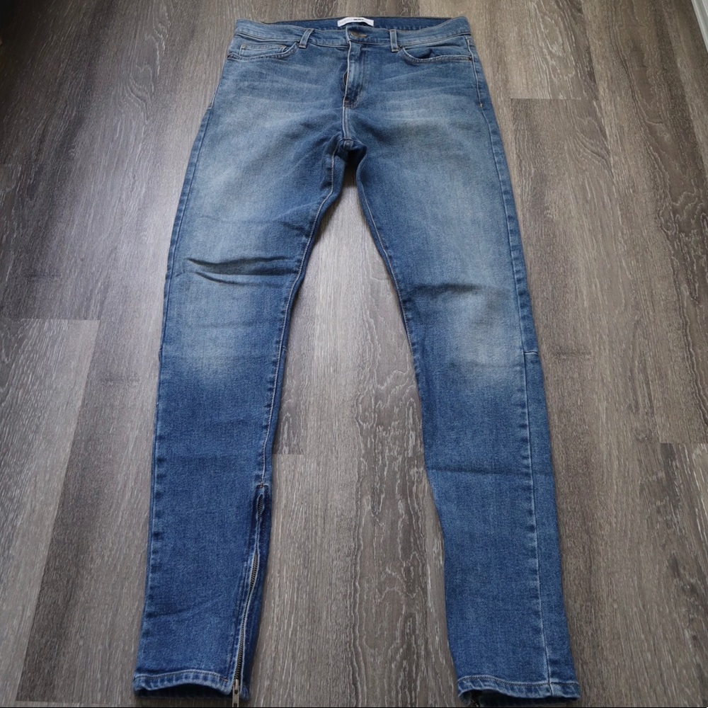 FASHION NOVA SIZE 32 BLUE